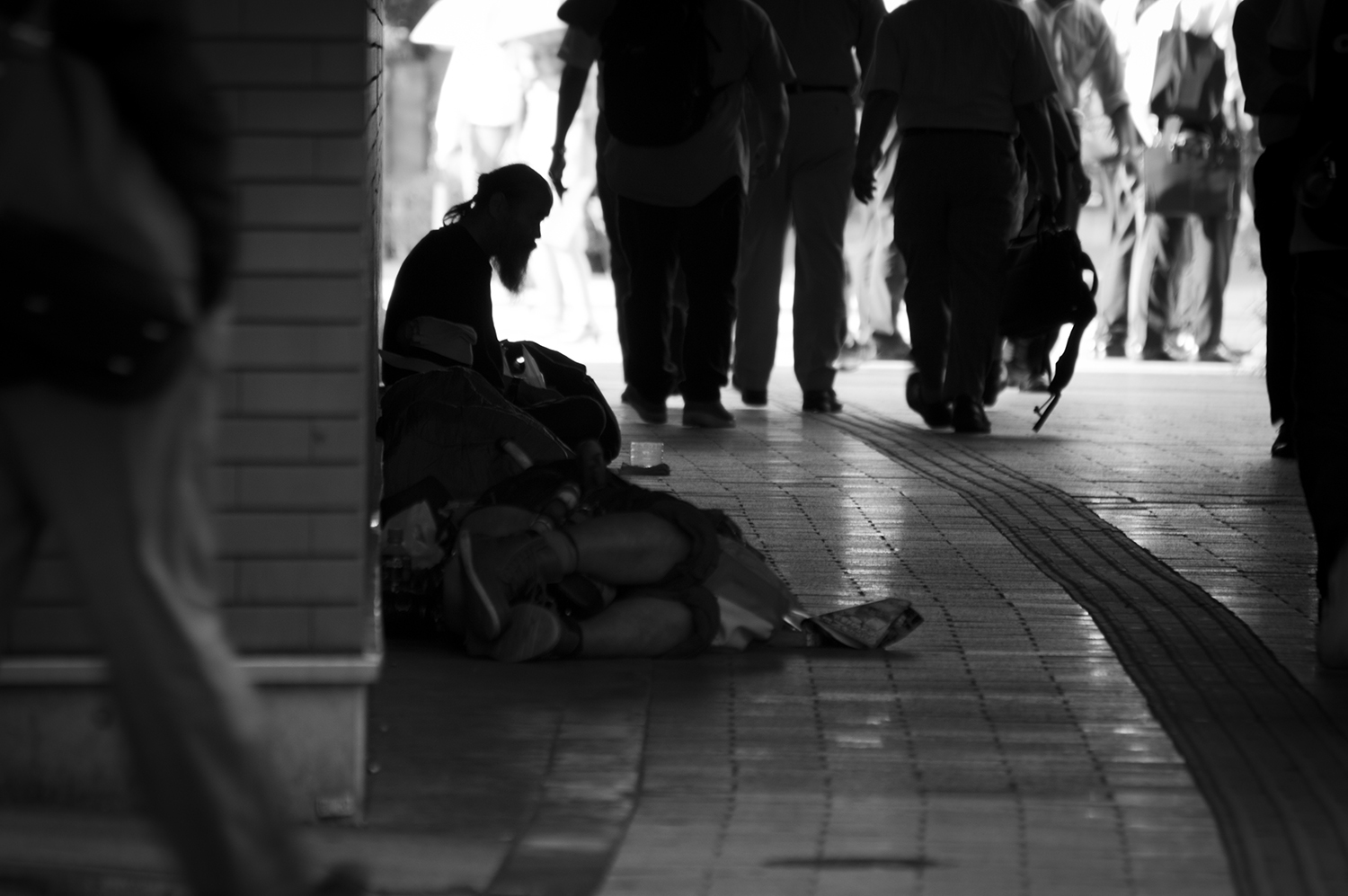 Giulia Brunetti - photography of a homeless in the streets of Tokyo