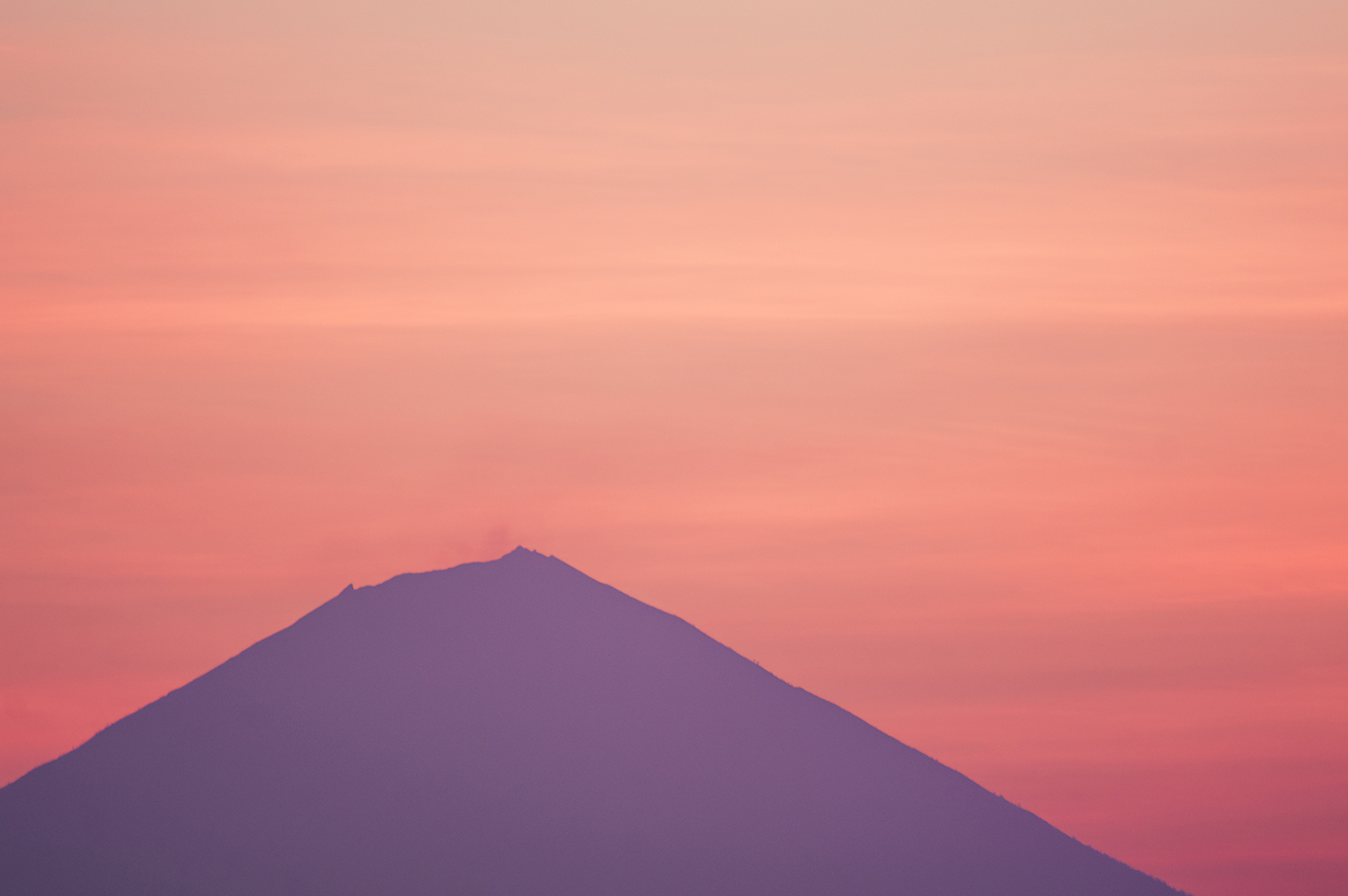 Giulia Brunetti - photography of Bali volcano in pastel colors